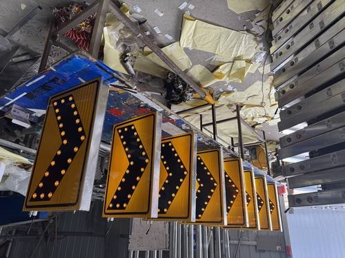 黄石黄石太阳能交通标牌的核心部件是电池,电池多久